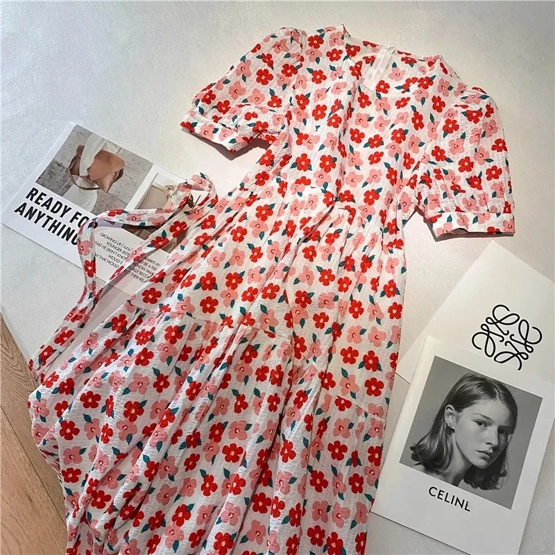 Женское винтажное платье с цветочным принтом, свободное Повседневное платье во французском стиле с рукавами-фонариками и круглым вырезом, одежда для вечеринок, лето 2022
Женское винтажное платье с цветочным принтом, свободное Повседневное платье во французском стиле с рукавами-фонариками и круглым вырезом, одежда для вечеринок, лето 2022