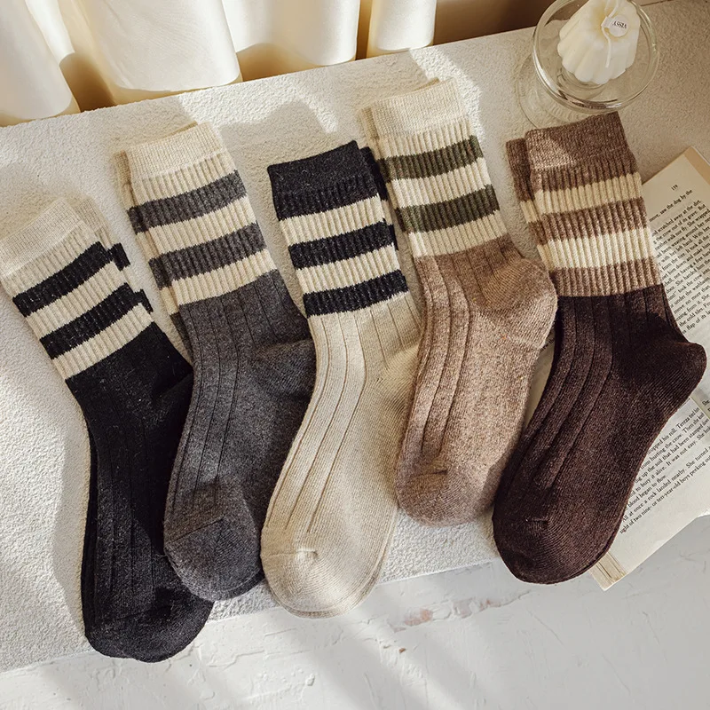 Cashmere Wool Women Socks Japanese Fashion Striped Thermal Long Socks Vintage Harajuku Autumn Winter Thick Warm Socks Women Gift
Cashmere Wool Women Socks Japanese Fashion Striped Thermal Long Socks Vintage Harajuku Autumn Winter Thick Warm Socks Women Gift