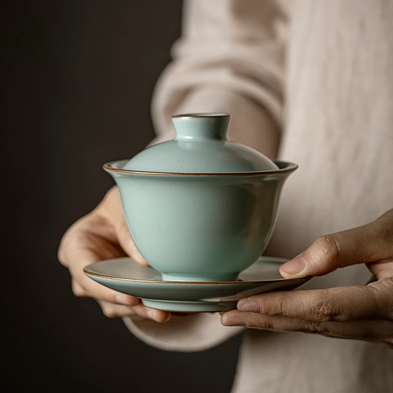 

180ml Boutique Ice Cracked Ru Kiln Ceramic Tea Tureen Handmade Azure Porcelain Sancai Cover Bowl Kung Fu Tea Set Gaiwan Gift Box