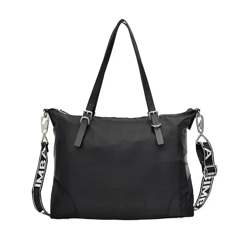 Women'S Nylon Fashionable Simple High-End Large-Capacity Shoulder Bag Handbag Crossbody Bag Zipper Direction Random
Women'S Nylon Fashionable Simple High-End Large-Capacity Shoulder Bag Handbag Crossbody Bag Zipper Direction Random