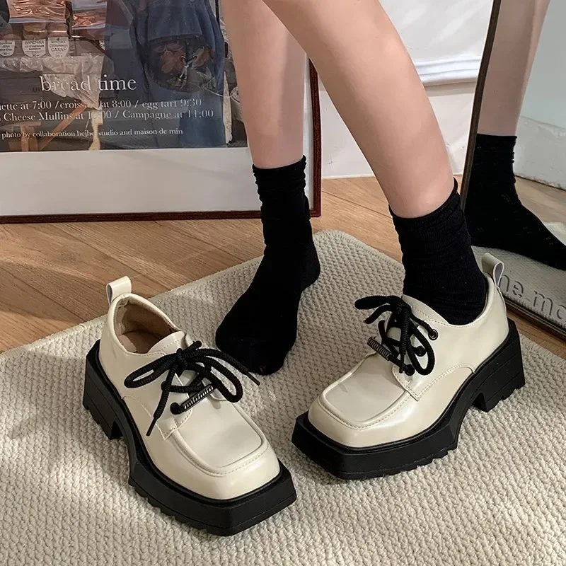 Square Toe Loafers for Women Spring Thick Heel Lace-up Small Leather Shoes for Women Fashion Platform Women Casual Single Shoes
Square Toe Loafers for Women Spring Thick Heel Lace-up Small Leather Shoes for Women Fashion Platform Women Casual Single Shoes