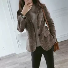 Plaid Female Blazer Women Spring Long Sleeve Casual Blazer for Women 2022 Solid Women Blazers and Jackets Femme Button Coat New
Plaid Female Blazer Women Spring Long Sleeve Casual Blazer for Women 2022 Solid Women Blazers and Jackets Femme Button Coat New