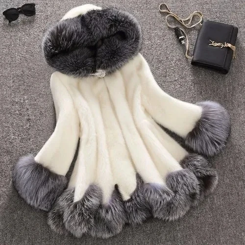 2023 Autumn Winter New Fur Coat Women's Mid-length Imitation Fur Mink Fur Lady Loose Warm Thick Imitation Fox Fur Collar Outwear
2023 Autumn Winter New Fur Coat Women's Mid-length Imitation Fur Mink Fur Lady Loose Warm Thick Imitation Fox Fur Collar Outwear