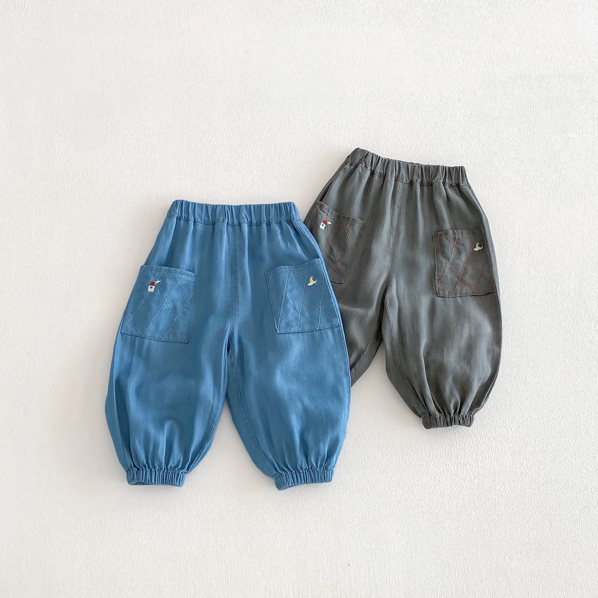 جينز أطفال مطرز برسومات كرتونية لفصلي الربيع والخريف، بنطلون كاجوال للأولاد والبنات، ليجنز طويل عصري بخصر مطاطي جينز أطفال مطرز برسومات كرتونية لفصلي الربيع والخريف، بنطلون كاجوال للأولاد والبنات، ليجنز طويل عصري بخصر مطاطي