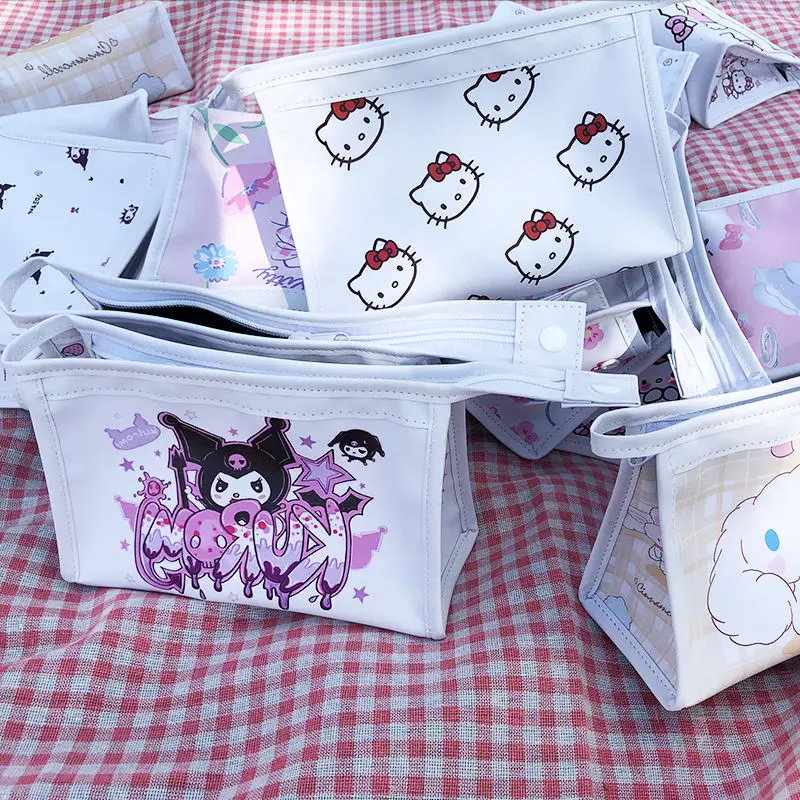 Kawaii Kuromi Cinnamoroll Pencil Case Sanrioed Anime Series Large Capacity Fashion Trend Cosmetics Storage Bag Gift for Girls
Kawaii Kuromi Cinnamoroll Pencil Case Sanrioed Anime Series Large Capacity Fashion Trend Cosmetics Storage Bag Gift for Girls