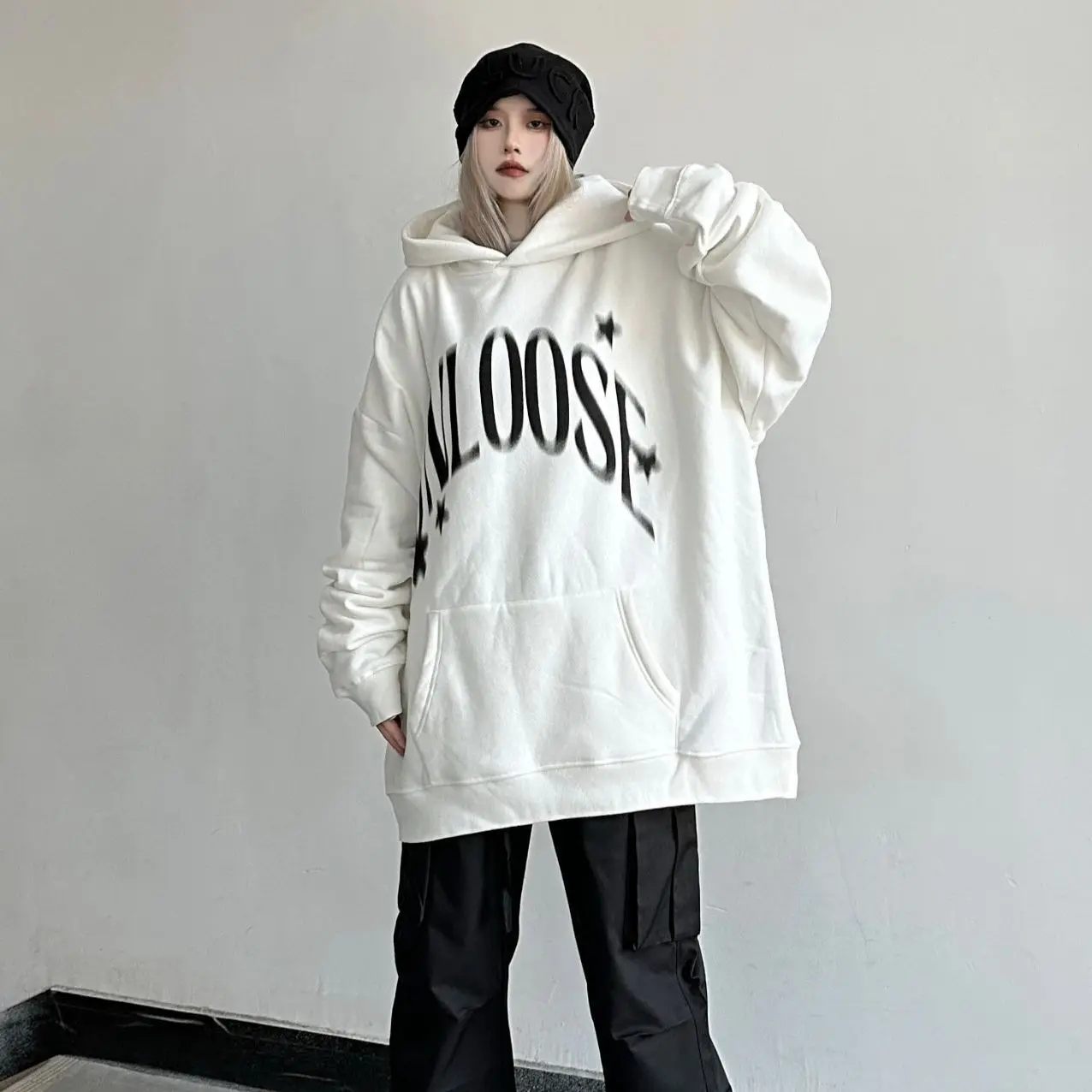 American Autumn and Winter Men and Women Vintage Hooded Sweater High Street Trend Hip Hop Personality Couple Casual Harajuku Top
American Autumn and Winter Men and Women Vintage Hooded Sweater High Street Trend Hip Hop Personality Couple Casual Harajuku Top