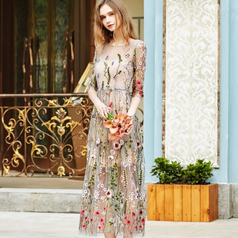 Spring Clothing Seaside Vacation Beach Dress Mid-Length Retro Chinese Style Flower Embroidery Mesh Dress
Spring Clothing Seaside Vacation Beach Dress Mid-Length Retro Chinese Style Flower Embroidery Mesh Dress