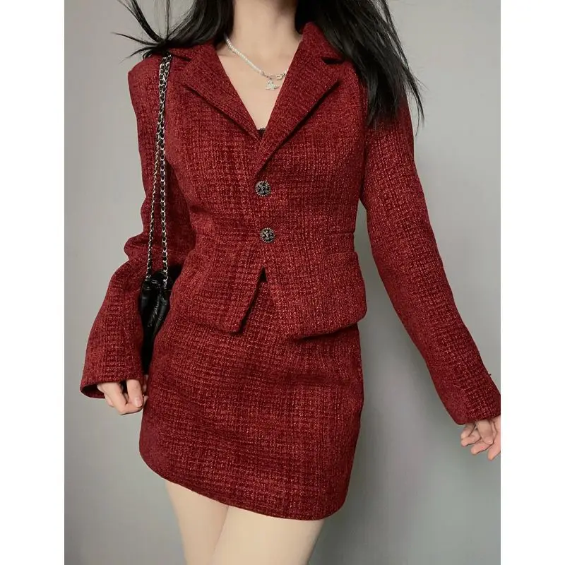 Christmas Red Short Suit Jacket Salt System Mature Suit Women Winter High Waist Skirt High-End Sense Two-Piece Set High Quality
Christmas Red Short Suit Jacket Salt System Mature Suit Women Winter High Waist Skirt High-End Sense Two-Piece Set High Quality