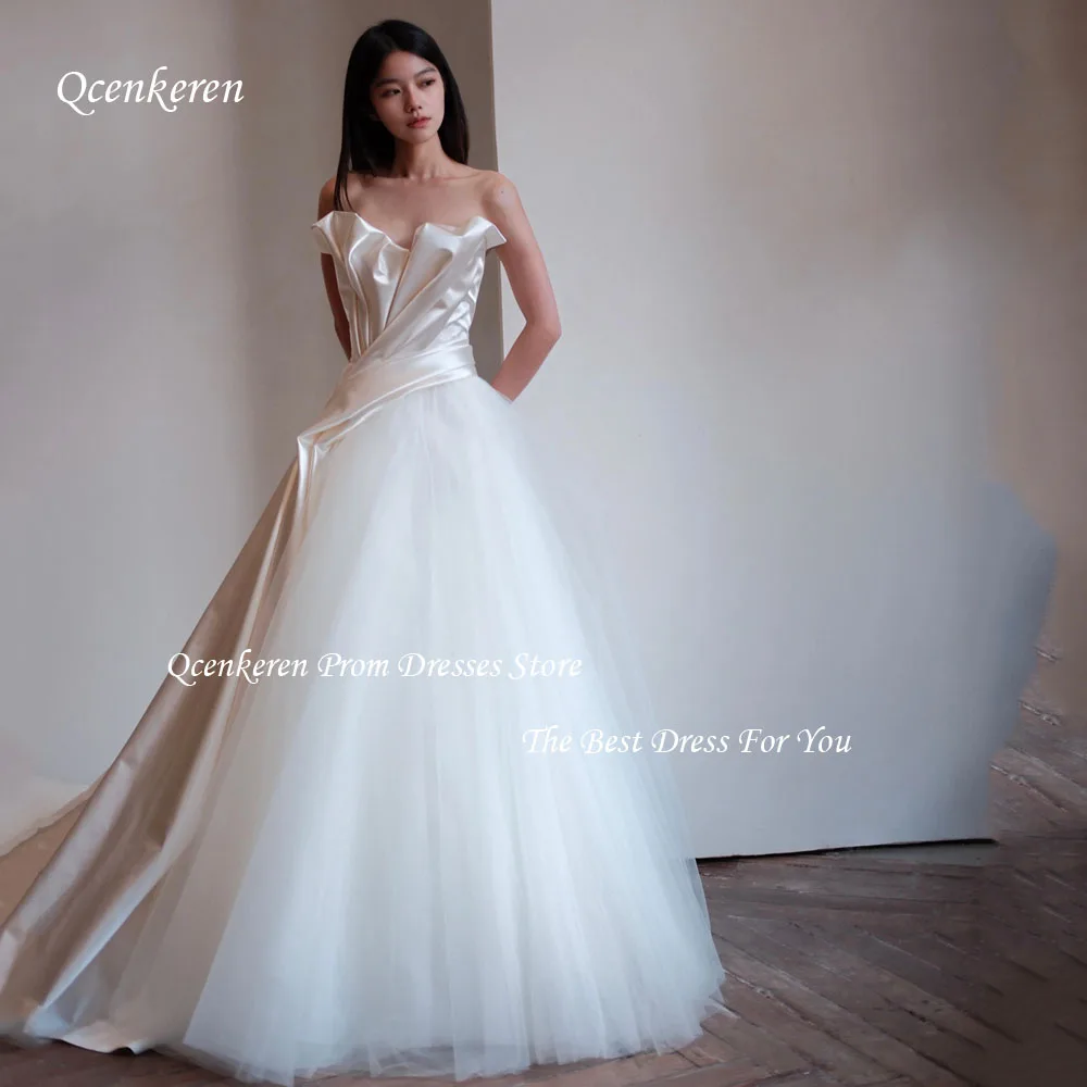 Qcenkern Satin Strapless Wedding Dress Simple Slim Backless Tulle Floor-Length A-LINE Sleeveless Bridal Gowns Sweep Train
Qcenkern Satin Strapless Wedding Dress Simple Slim Backless Tulle Floor-Length A-LINE Sleeveless Bridal Gowns Sweep Train