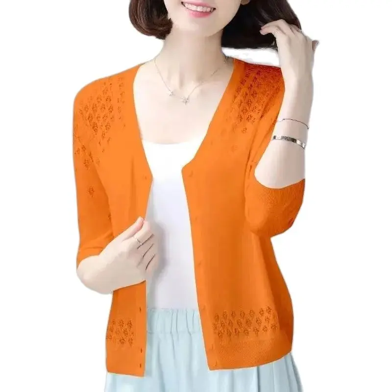 Knitted Cardigan Short Ice silk Small Shawl Women's Summer Knitted Small Cardigan Sunscreen Air-conditioning Shirt Women
Knitted Cardigan Short Ice silk Small Shawl Women's Summer Knitted Small Cardigan Sunscreen Air-conditioning Shirt Women