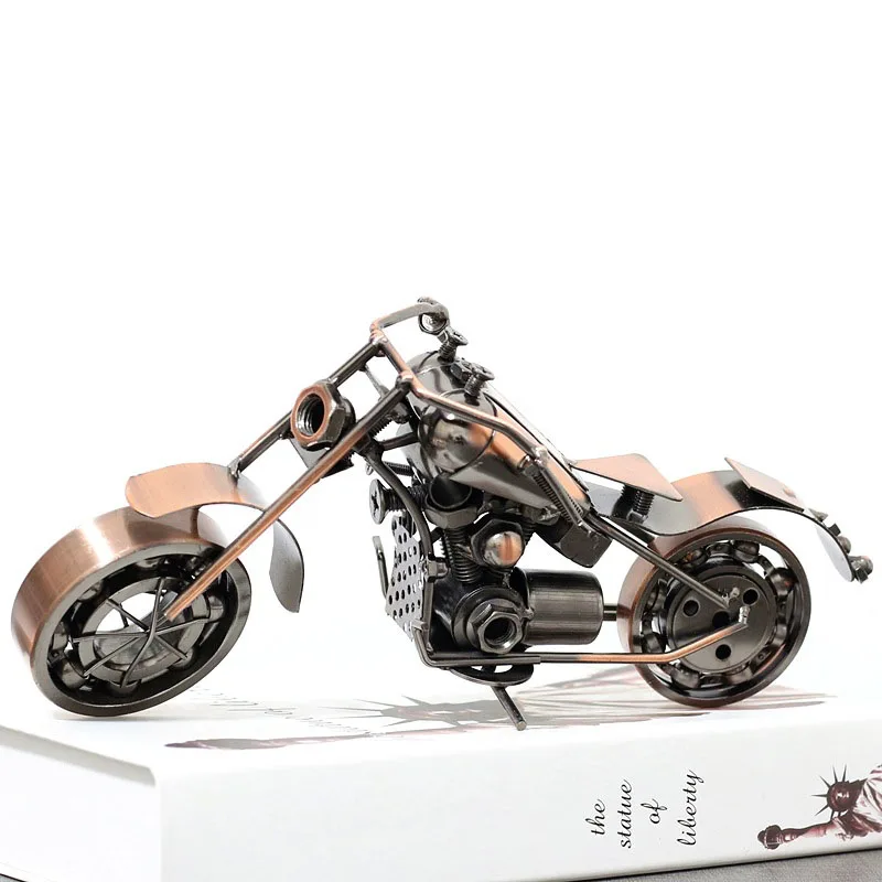Motorcycle Model Retro Motor Bronze Handmade Motor Metal Decoration Prop Vintage Home Decor Kid Toy Figurine Iron Boy Gift
Motorcycle Model Retro Motor Bronze Handmade Motor Metal Decoration Prop Vintage Home Decor Kid Toy Figurine Iron Boy Gift
