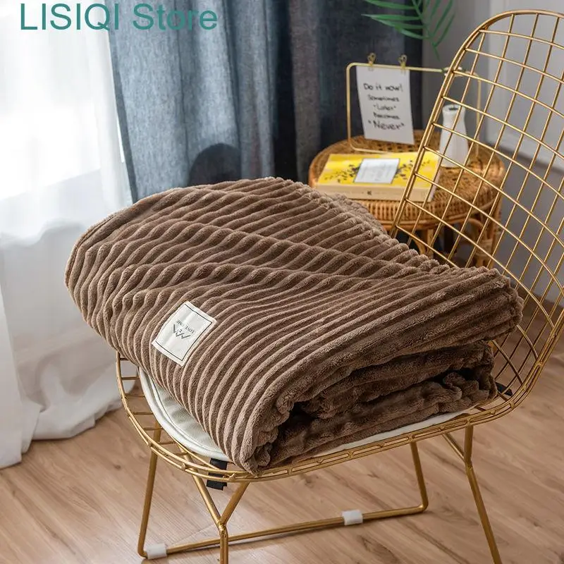 Blanket Office Living Room Sofa Kindergarten Nap Coral Fleece Air-conditioning Quilt Bedroom Plush Thin Sheets
Blanket Office Living Room Sofa Kindergarten Nap Coral Fleece Air-conditioning Quilt Bedroom Plush Thin Sheets