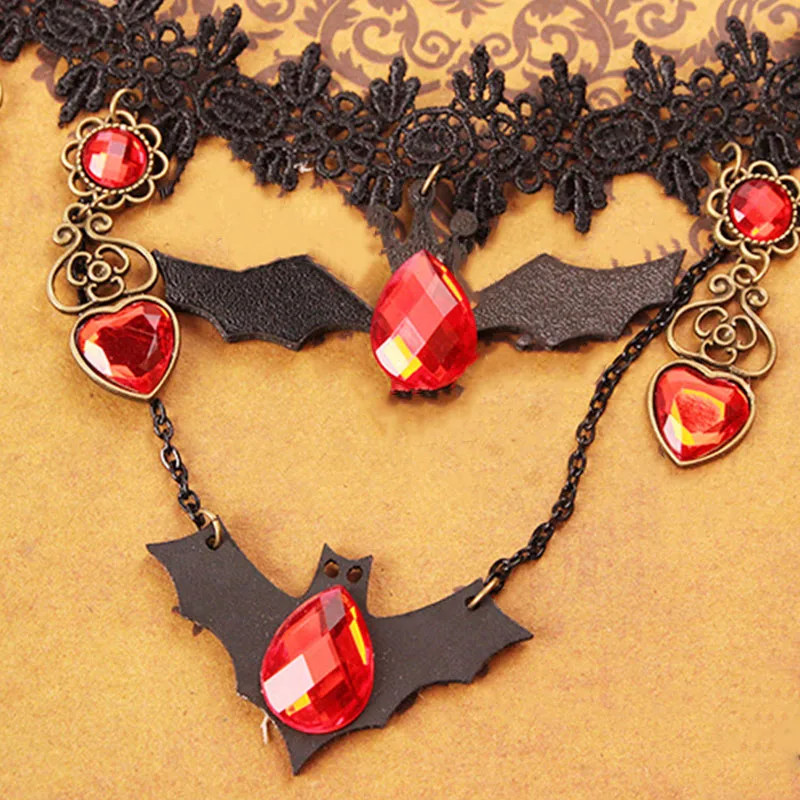 Halloween Decoration Black Bat Heart Diamond Lace Necklace Ghost Festival Jewelry Girls Happy 2023 Halloween Party Retro Jewelry
Halloween Decoration Black Bat Heart Diamond Lace Necklace Ghost Festival Jewelry Girls Happy 2023 Halloween Party Retro Jewelry