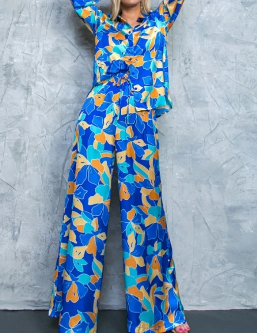Women Elegant Suits The Latest Fashion Print Bubble Long Sleeved Shirt with Lace Up Wide Leg Pants Two-Piece Set for Summer 2024
Women Elegant Suits The Latest Fashion Print Bubble Long Sleeved Shirt with Lace Up Wide Leg Pants Two-Piece Set for Summer 2024