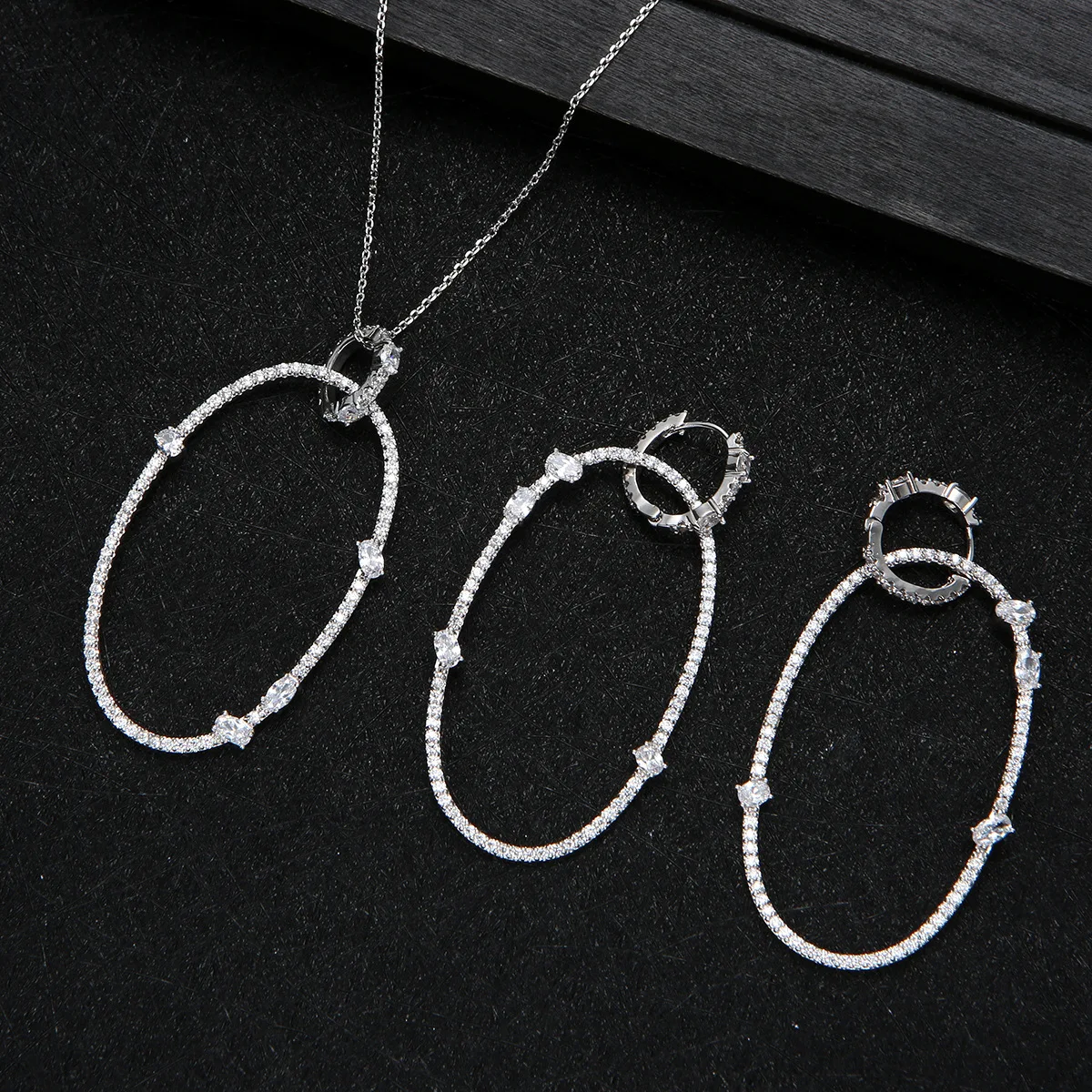 

Fashion Big Oval Women Bridal White Cubic Zirconia Jewelry Sets Pendant Necklace Earring Set Party Accessories Bijoux N-1872