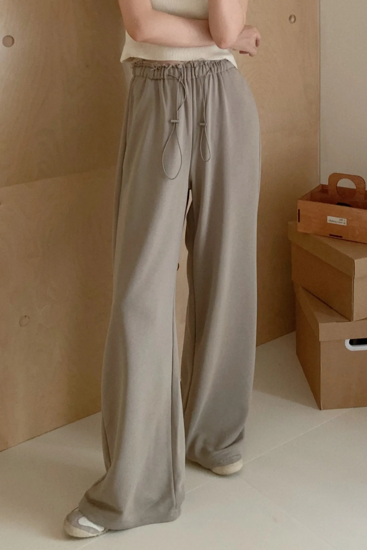 

ZHISILAO Новые прямые брюки с широкими штанинами женские повседневные свободные эластичные талии длинные брюки весна 2024