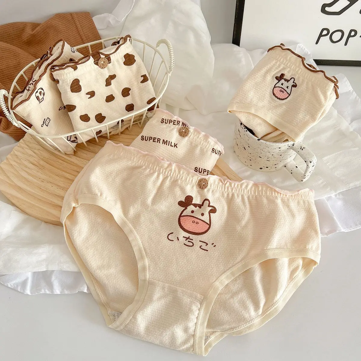 Yasuk Fashion Menstrual Cotton Women Sweet Breathable Comfortable Soft Female Print Lovely Sweet Cute Cow Color Underpants
Yasuk Fashion Menstrual Cotton Women Sweet Breathable Comfortable Soft Female Print Lovely Sweet Cute Cow Color Underpants
