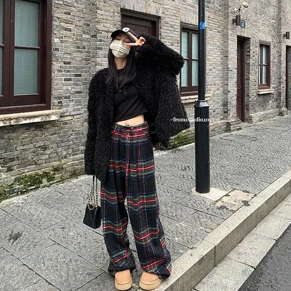 2024 Women Autumn Winter Fashion Elastic Waist Plaid Pants Female Loose Wide Leg Trousers Ladies Long Woolen Casual Pant T704
2024 Women Autumn Winter Fashion Elastic Waist Plaid Pants Female Loose Wide Leg Trousers Ladies Long Woolen Casual Pant T704