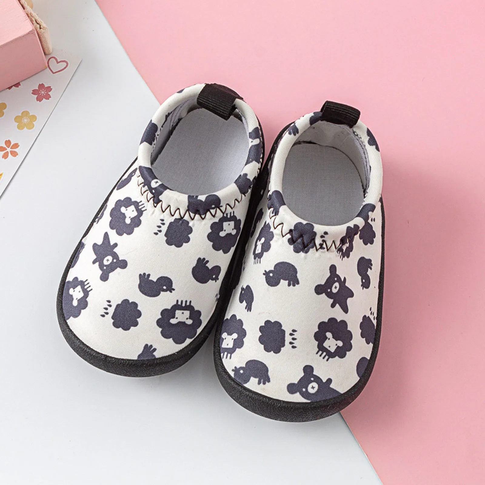 Baby Toddler Shoes Soft Soles Ultra Light Soles Cloth Shoes For Children Infant Newborn Baby Cartoon Non Slip Crib Shoes
Baby Toddler Shoes Soft Soles Ultra Light Soles Cloth Shoes For Children Infant Newborn Baby Cartoon Non Slip Crib Shoes
