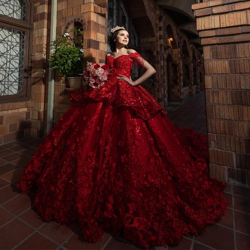 Красное платье для Quinceanera, украшенное бисером, с открытыми плечами, с аппликацией, с 3D цветами, со шнуровкой, со шлейфом, бальное платье 15 лет
Красное платье для Quinceanera, украшенное бисером, с открытыми плечами, с аппликацией, с 3D цветами, со шнуровкой, со шлейфом, бальное платье 15 лет