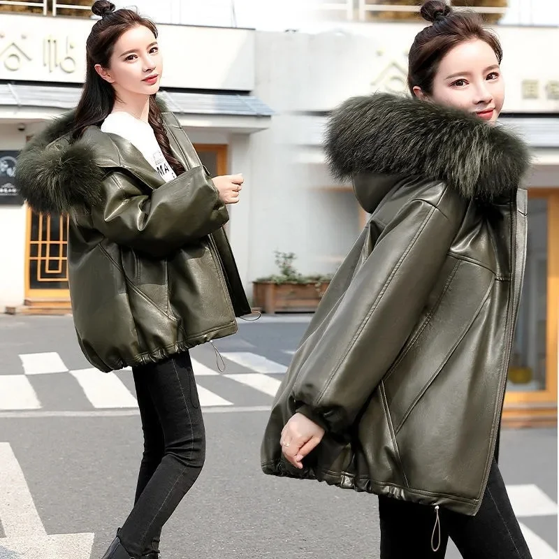 Oversize 5XL Ladies Plus Size Leather Suede Trench Jacket Parker Cotton Jacket Female Coat Motorcycle Jackets Women Winter Short
Oversize 5XL Ladies Plus Size Leather Suede Trench Jacket Parker Cotton Jacket Female Coat Motorcycle Jackets Women Winter Short