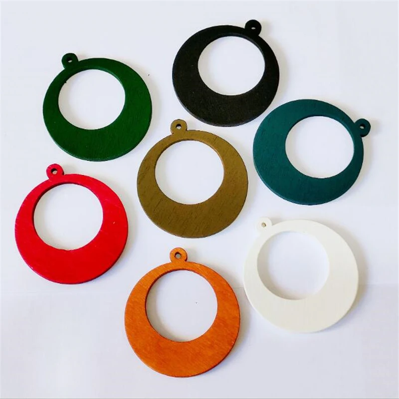 New Retro Creative 42MM Wood Hollow Round Charms Geometric Connectors Diy Earrings Pendant Jewelry Making Acessories
New Retro Creative 42MM Wood Hollow Round Charms Geometric Connectors Diy Earrings Pendant Jewelry Making Acessories