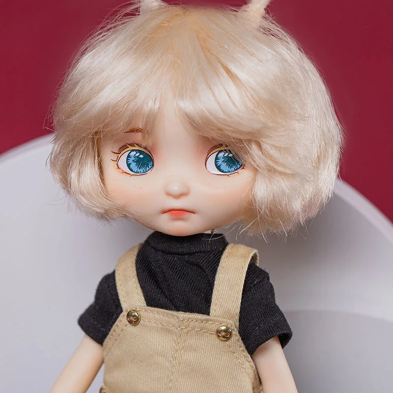 BJD Doll Full Set Mini Handmade Makeup Cute 20CM Wig Short Shoes 1/8 Dress Up BJD Dolls for Girls Gift Fashion DIY Toy Surprise
BJD Doll Full Set Mini Handmade Makeup Cute 20CM Wig Short Shoes 1/8 Dress Up BJD Dolls for Girls Gift Fashion DIY Toy Surprise