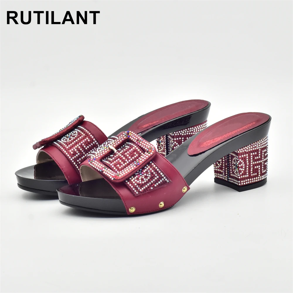 Wine red Color Elegant Crystal Women Shoe Wedding Shoe Woman Low Heels Comfortable Slip on Sdandals Slipper Shoes Wedding Shoe
Wine red Color Elegant Crystal Women Shoe Wedding Shoe Woman Low Heels Comfortable Slip on Sdandals Slipper Shoes Wedding Shoe