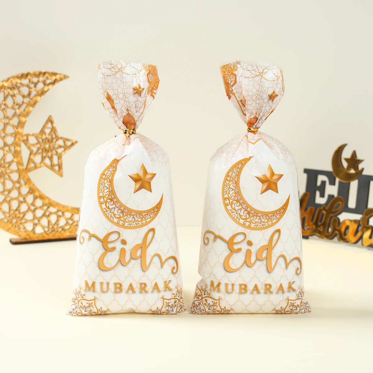 

25/50/100pcs Eid Mubarak Gift Bags Plastic Cookie Candy Bag Ramadan Kareem Decor 2024 Islamic Muslim Party Supplies Eid Al-fitr