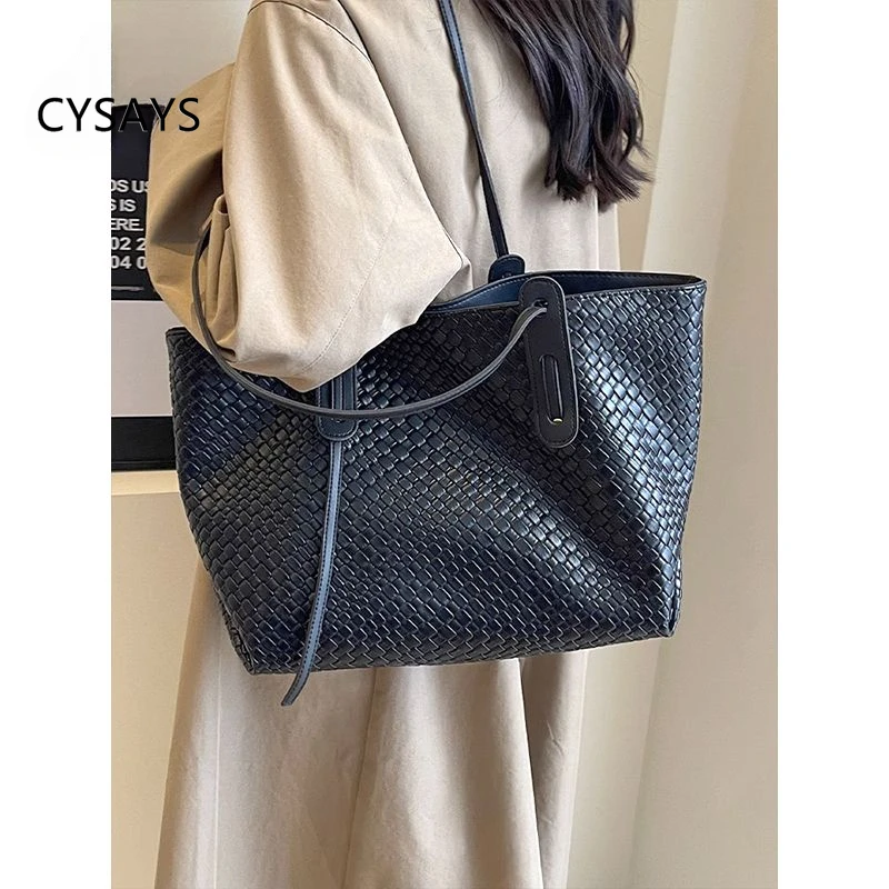 Vintage Style Large Capacity Weave Design Shoulder Bag for Women, New Autumn Winter Fashion Tote Bag, Unique Designer Handbag
Vintage Style Large Capacity Weave Design Shoulder Bag for Women, New Autumn Winter Fashion Tote Bag, Unique Designer Handbag