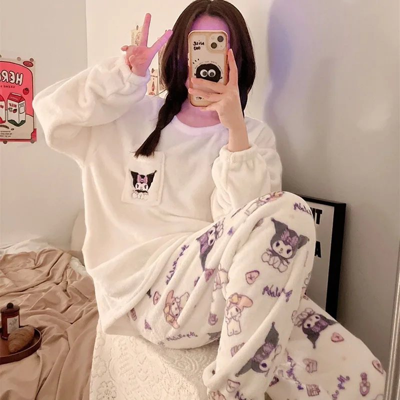Hello Kitty Sanrio Kawaii Anime Y2K Autumn Winter Girls Plush Pajamas Pochacco Kuromi Cutethickened Fleeced Homewear Kids Toys
Hello Kitty Sanrio Kawaii Anime Y2K Autumn Winter Girls Plush Pajamas Pochacco Kuromi Cutethickened Fleeced Homewear Kids Toys