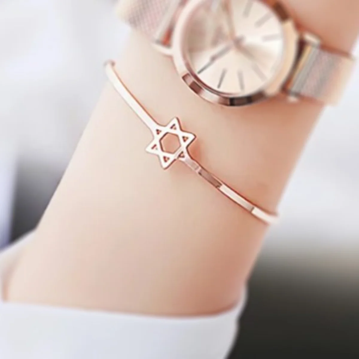 

2023 American Hexagon Bracelet Women's Fashion Jewelry Christmas Gift World Jewelry Hexagram Exquisite gracefu Exquisite elegant