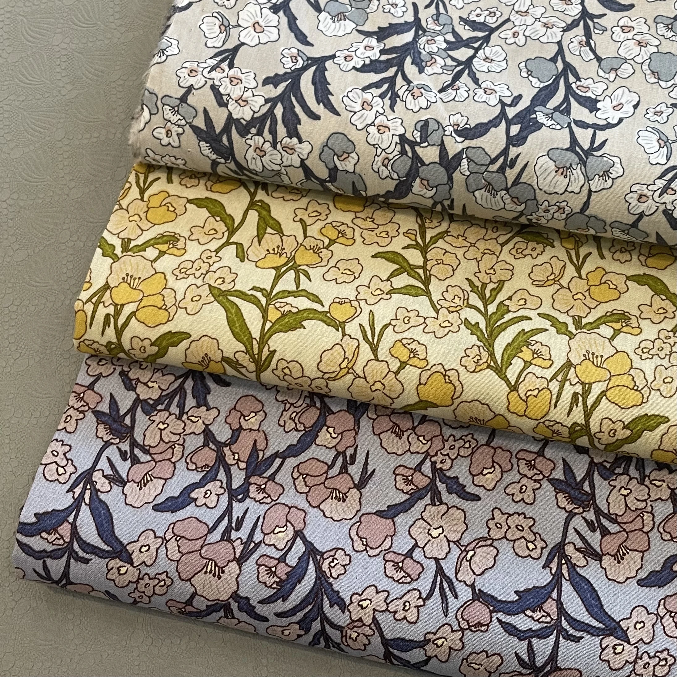 Tulip Flower 40S Tissun liberty Cotton Fabric For Kids Baby Sewing Cloth Dresses Skirt DIY Handmade Designer Patchwork Meter
Tulip Flower 40S Tissun liberty Cotton Fabric For Kids Baby Sewing Cloth Dresses Skirt DIY Handmade Designer Patchwork Meter