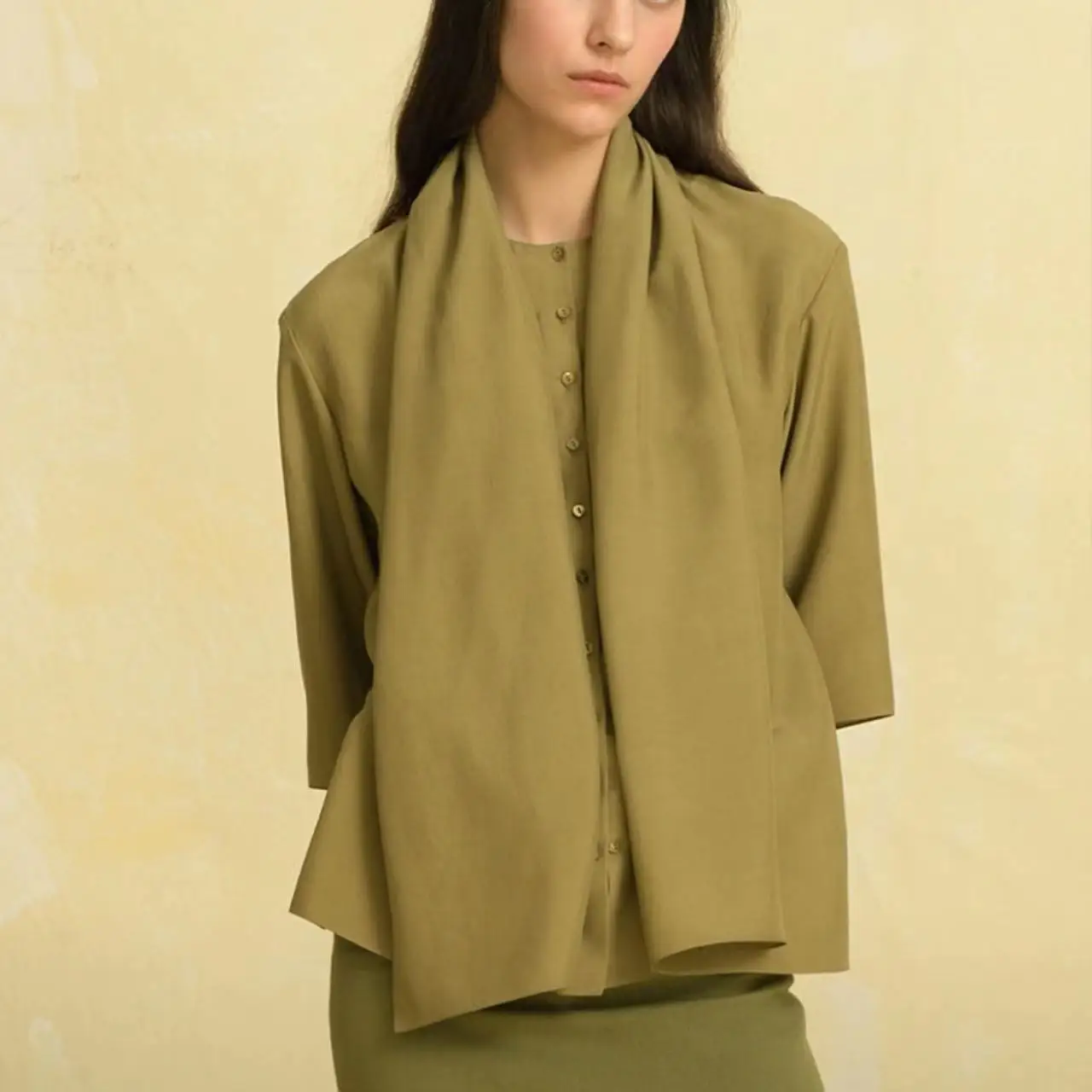 Silk Women Loose Casual OL Scarf Collar Blouse High Waist Wide Leg Pants Two Piece Set
Silk Women Loose Casual OL Scarf Collar Blouse High Waist Wide Leg Pants Two Piece Set