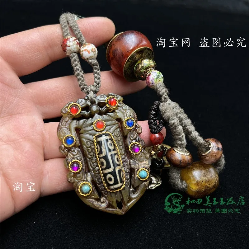 

Retro Xiuyan Jade Hollow Golden Cicada Jade Inlaid Gem Nine Eyes Five Emperors Copper Coins