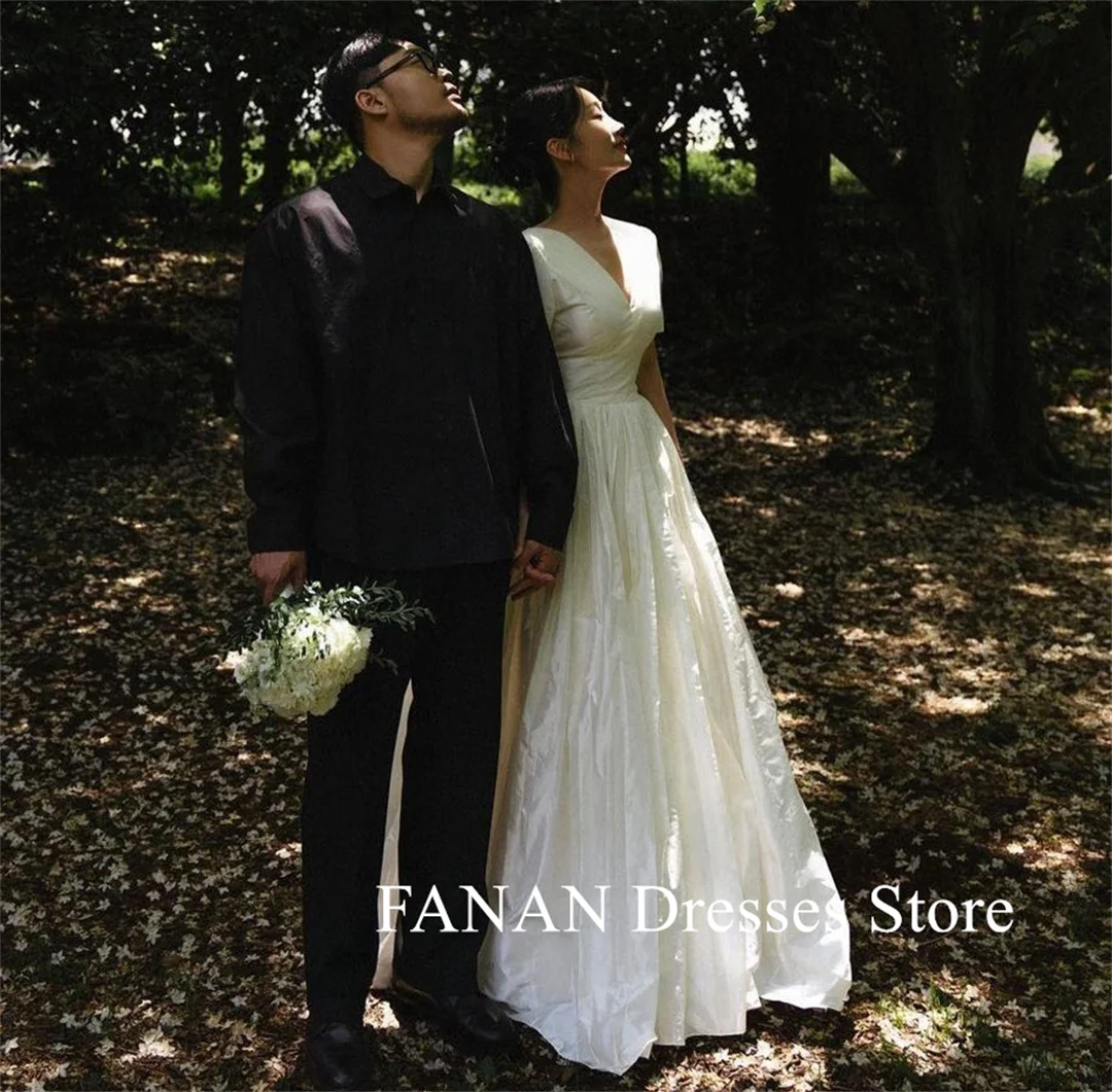 

FANAN V-Neck Korea Ivory Backless A-Line Simple Wedding Dresses 웨딩드레스 Taffeta Ruched Custom Made Pretty Bride Gowns Plus Size