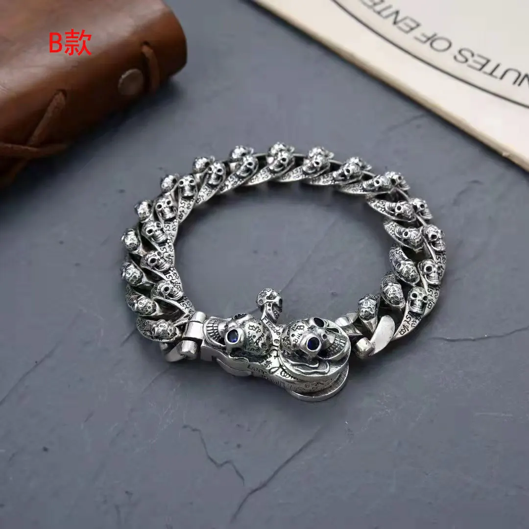 European and American motorcycle trendy punk style pure silver skull graffiti bracelet for men with domineering retro Thai silve
European and American motorcycle trendy punk style pure silver skull graffiti bracelet for men with domineering retro Thai silve