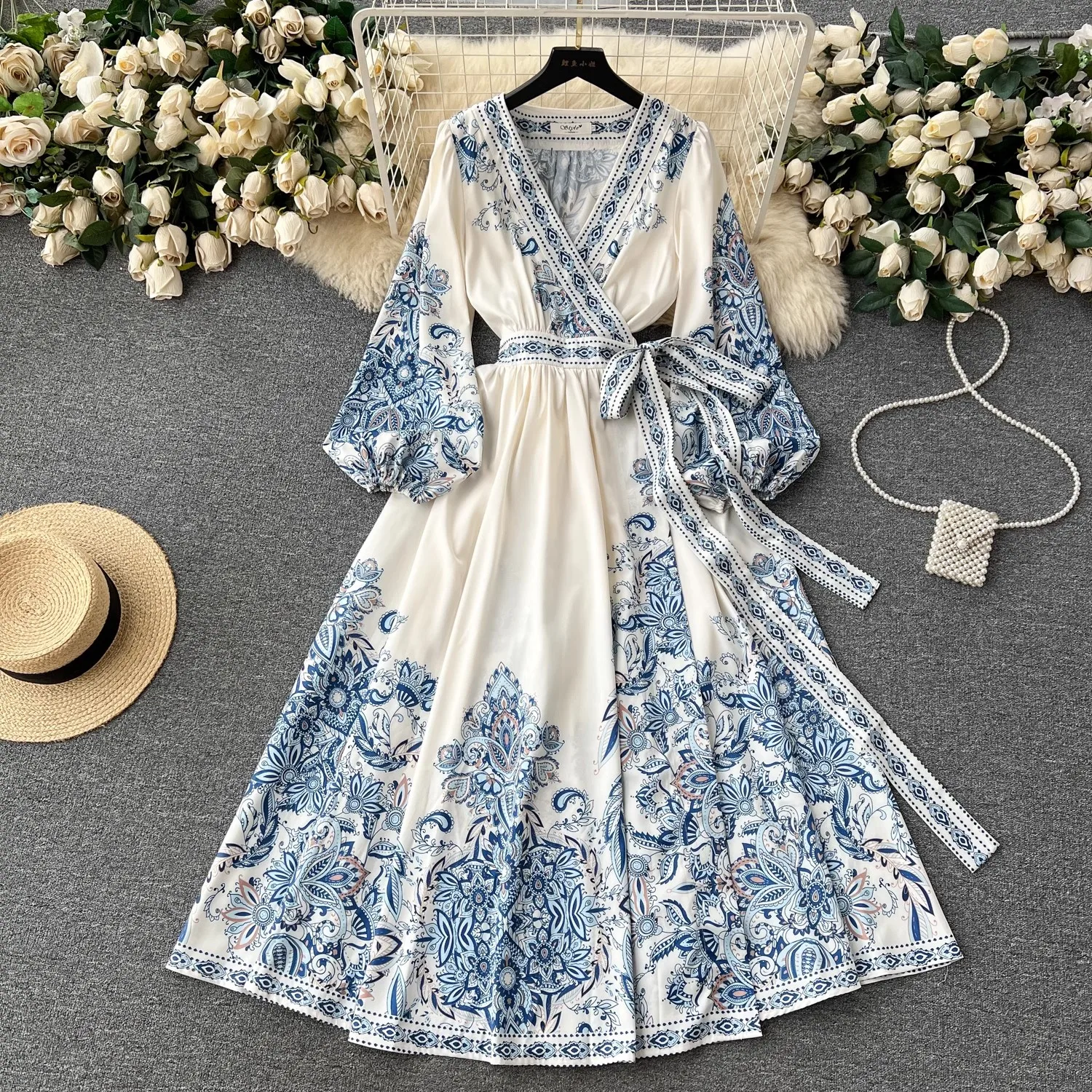 Bohemian Beach Print Maxi Dress Women Spring Summer V Neck Flare Sleeve Dress Elegant Party Vestidos 
Bohemian Beach Print Maxi Dress Women Spring Summer V Neck Flare Sleeve Dress Elegant Party Vestidos