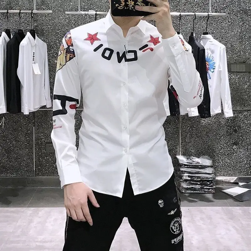 2024 New Summer Elegant Fashion Retro Loose Casual Men's Shirt Korean Style Polyester Print Solid Lapels Long Sleeve Chic Tops
2024 New Summer Elegant Fashion Retro Loose Casual Men's Shirt Korean Style Polyester Print Solid Lapels Long Sleeve Chic Tops