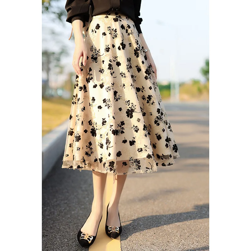 Long Skirts for Women Fashion 2023 Ladies Korean Dongdaemun Floral Maxi Skirt Female Chic Elegant Printed Dress Lady Streetwear
Long Skirts for Women Fashion 2023 Ladies Korean Dongdaemun Floral Maxi Skirt Female Chic Elegant Printed Dress Lady Streetwear