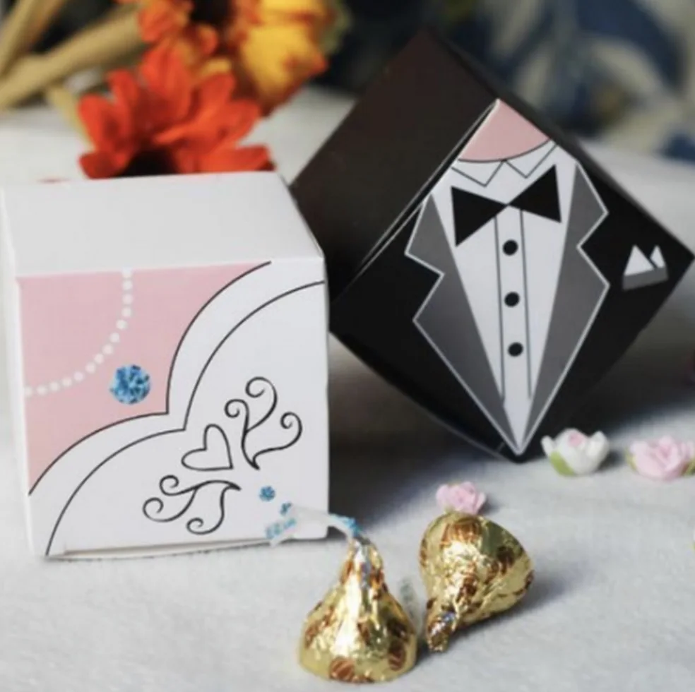 100Pcs Hot Sale Promotion! White / Black Tuxedo Bride & Groom Wedding Gift Favor Paper Candy Boxes Square Gift Boxes
100Pcs Hot Sale Promotion! White / Black Tuxedo Bride & Groom Wedding Gift Favor Paper Candy Boxes Square Gift Boxes