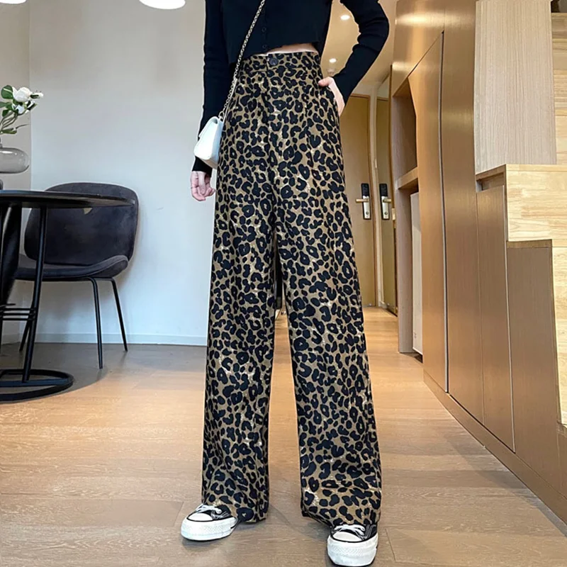 Harajuku Leopard Wide Leg Pants Women Y2K High Waist Korean Loose Straight Trousers Autumn Female Vintage Casual Pants New
Harajuku Leopard Wide Leg Pants Women Y2K High Waist Korean Loose Straight Trousers Autumn Female Vintage Casual Pants New