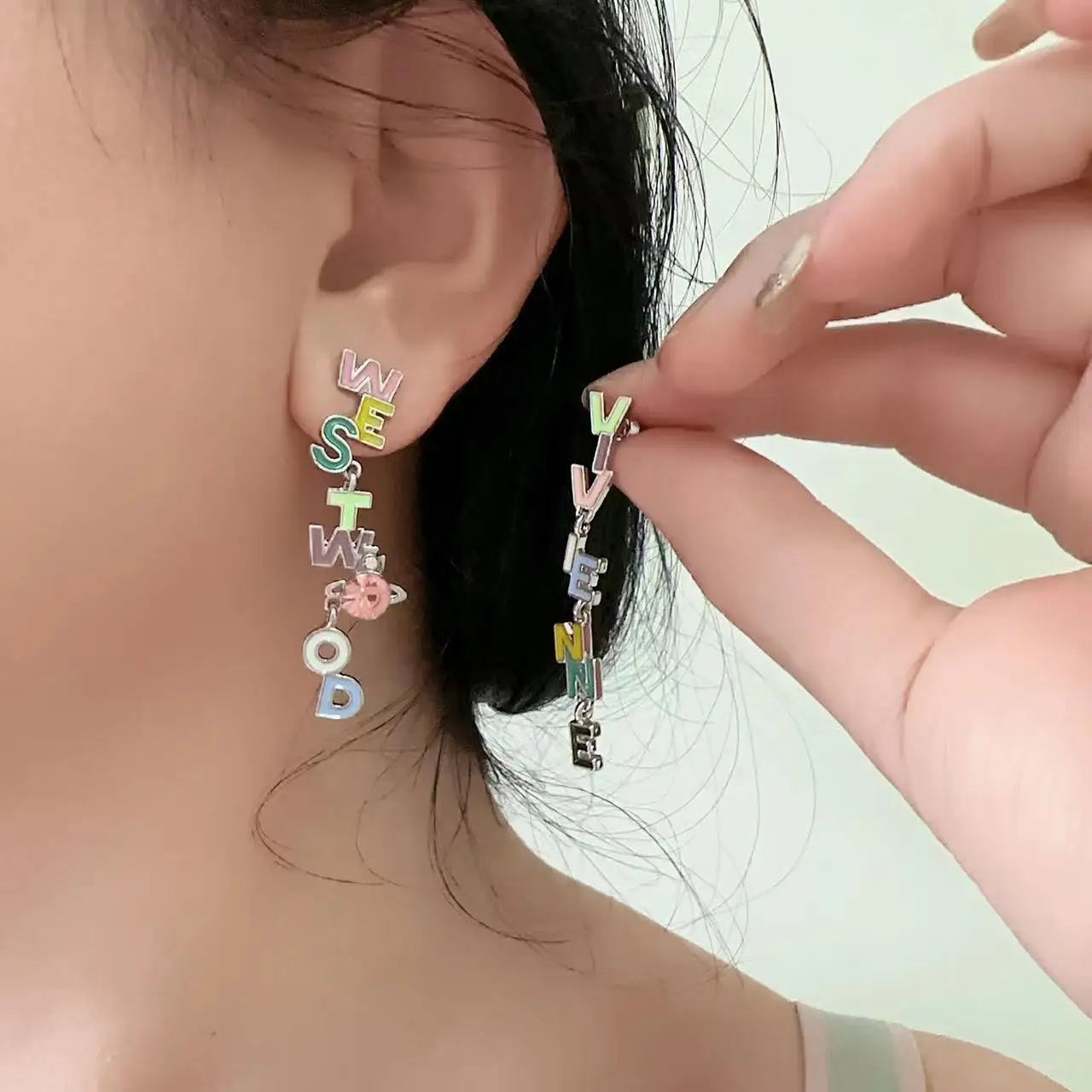 Women's Earrings Letter Charms Colorful Alphabet Drop Oil Enamel Necklace Pendant Charm for DIY Keychain Earring Anklet Supplie
Women's Earrings Letter Charms Colorful Alphabet Drop Oil Enamel Necklace Pendant Charm for DIY Keychain Earring Anklet Supplie
