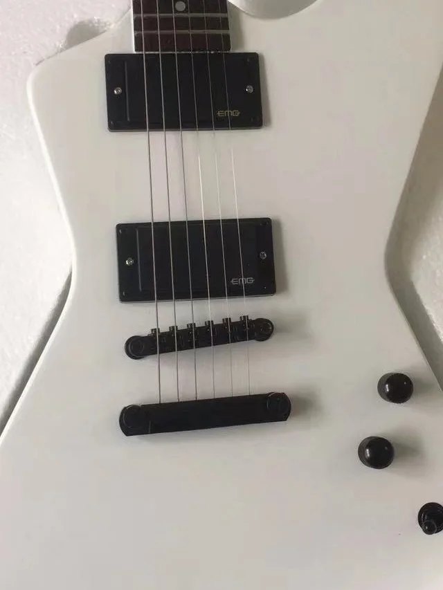 ESP Electric Guitar Black Solid Peach Blossom Wood Fingerboard High Quality Guitar, Fast and Free Shipping
ESP Electric Guitar Black Solid Peach Blossom Wood Fingerboard High Quality Guitar, Fast and Free Shipping