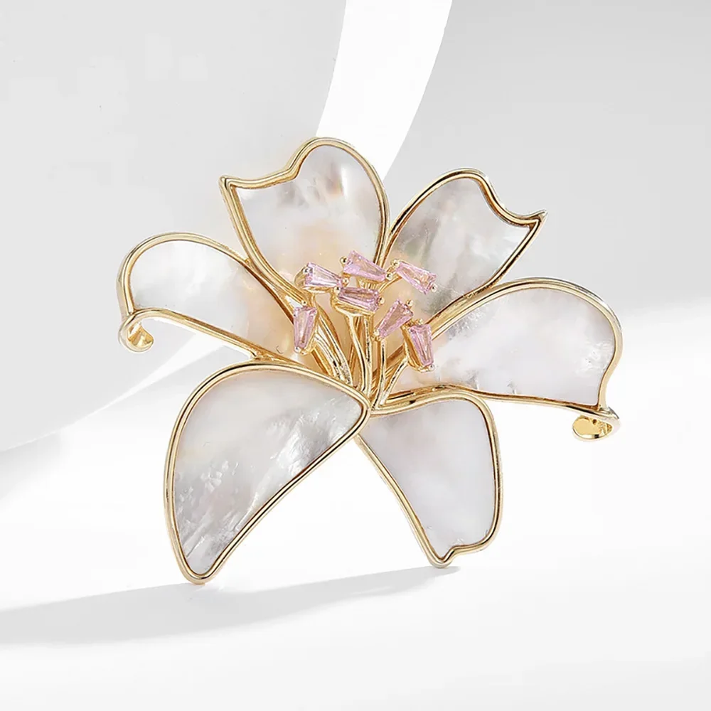 

White Gardenia Flower Brooch for Women Elegant Clothes Brooches Pins Women's High Quality Jewelry Accessories Anniversary Gift