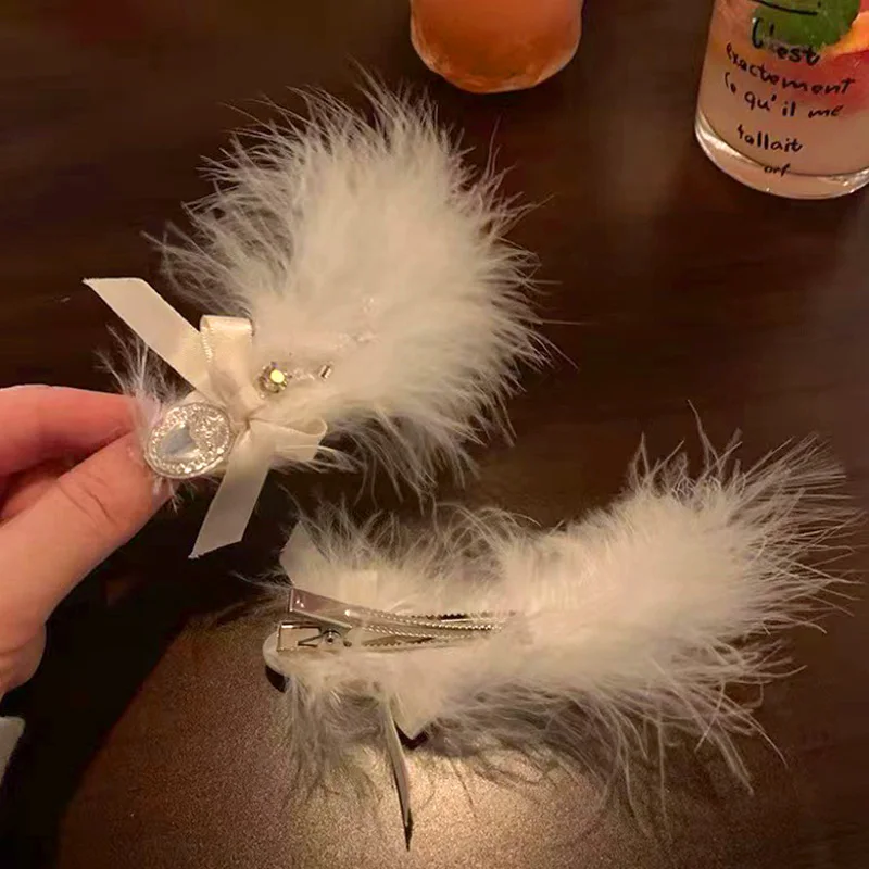 1PC White Bow Feather Hairpin Romantic Sweet Fairy Women Daily Party Festival Birthday Hair Clip Barrettes Brooches Gift
1PC White Bow Feather Hairpin Romantic Sweet Fairy Women Daily Party Festival Birthday Hair Clip Barrettes Brooches Gift