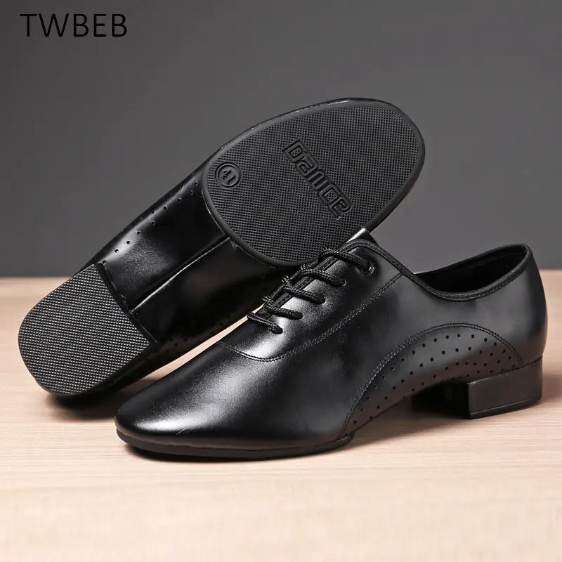 Men's Latin Dancing Shoes Black Two Points Low Heels Men's Ballroom Dancing Shoes Boys Tango Salsa Rumba Modern Jazz Shoes
Men's Latin Dancing Shoes Black Two Points Low Heels Men's Ballroom Dancing Shoes Boys Tango Salsa Rumba Modern Jazz Shoes