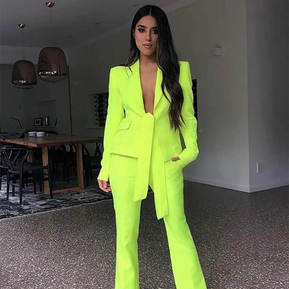 Bright Yellow Women Suits 2 Pieces Party Suit With Belt Deep V Neck Fashion Real Image Coat+Wide Leg Pants
Bright Yellow Women Suits 2 Pieces Party Suit With Belt Deep V Neck Fashion Real Image Coat+Wide Leg Pants