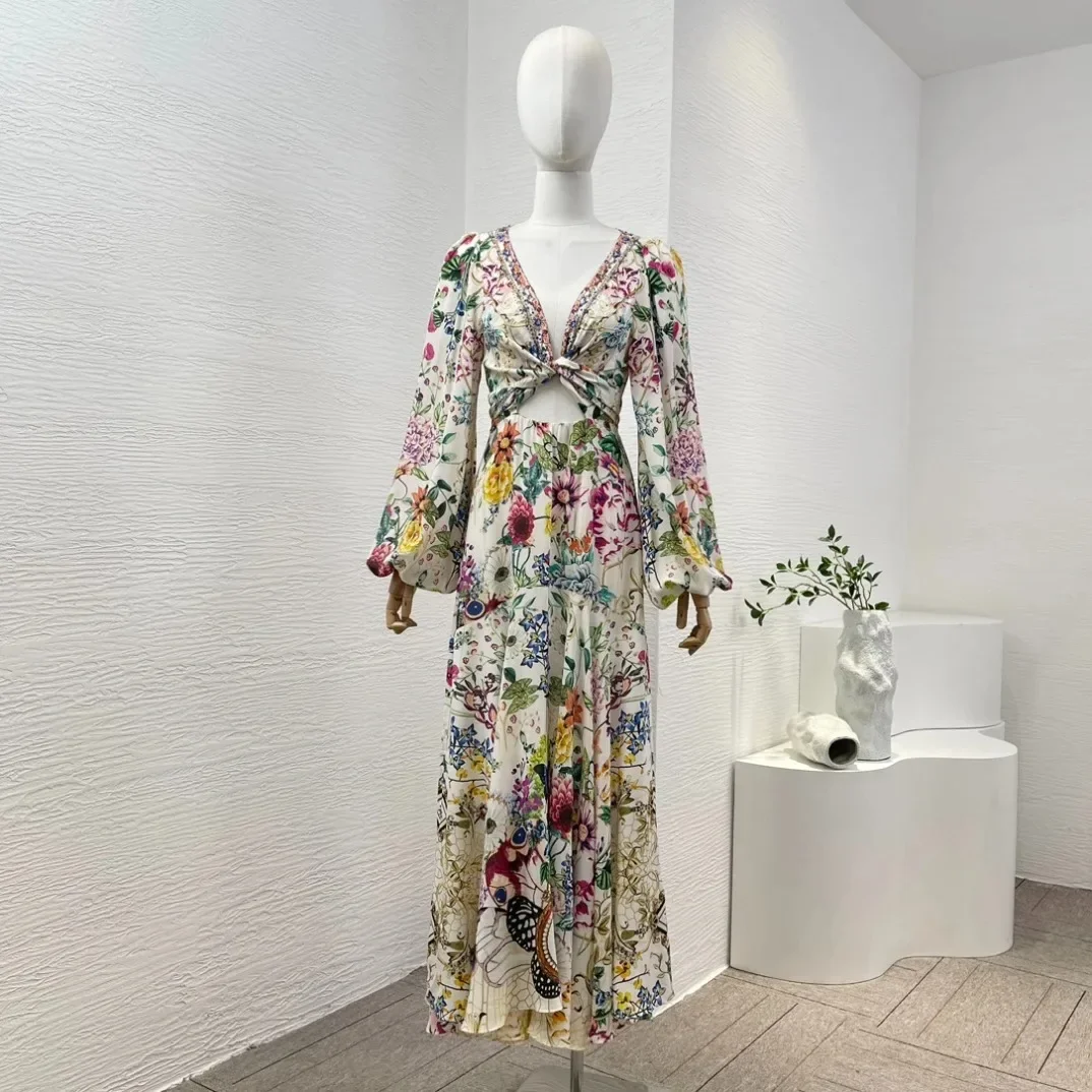 Silk Multicolor Floral Butterfly Print 2024 New High Quality V-Neck Long Sleeve Cut Out Diamonds Pressed Midi Women Dress
Silk Multicolor Floral Butterfly Print 2024 New High Quality V-Neck Long Sleeve Cut Out Diamonds Pressed Midi Women Dress