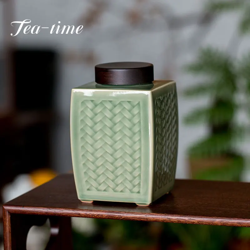 

Yue Kiln Celadon Rattan Pattern Tea Caddy Handmade Ceramic Sealed Pot Household Ebony Cover Dried Fruit Storage Tank Ornaments